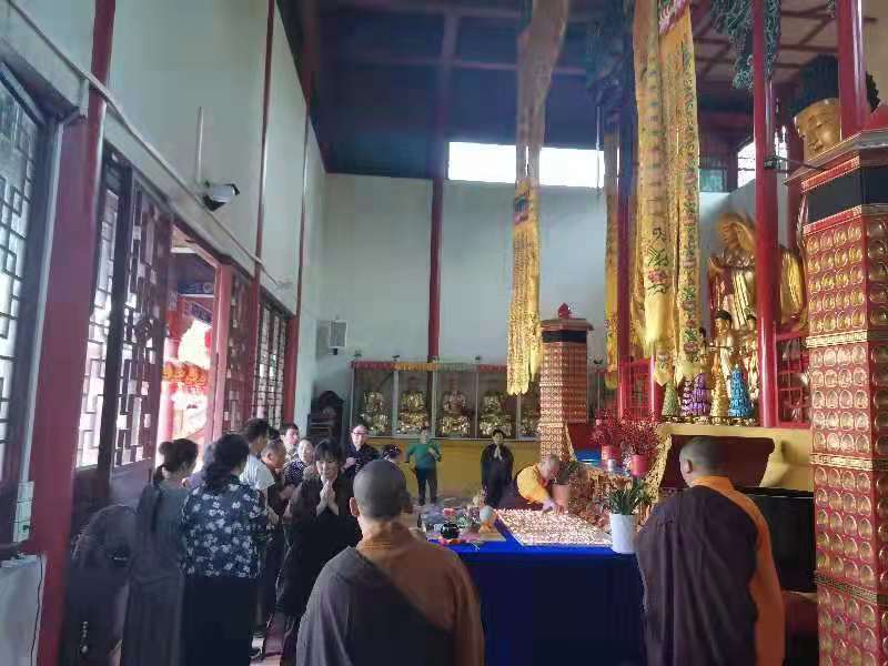 赢乐lV文殊菩萨圣诞祈福助考法会圆满